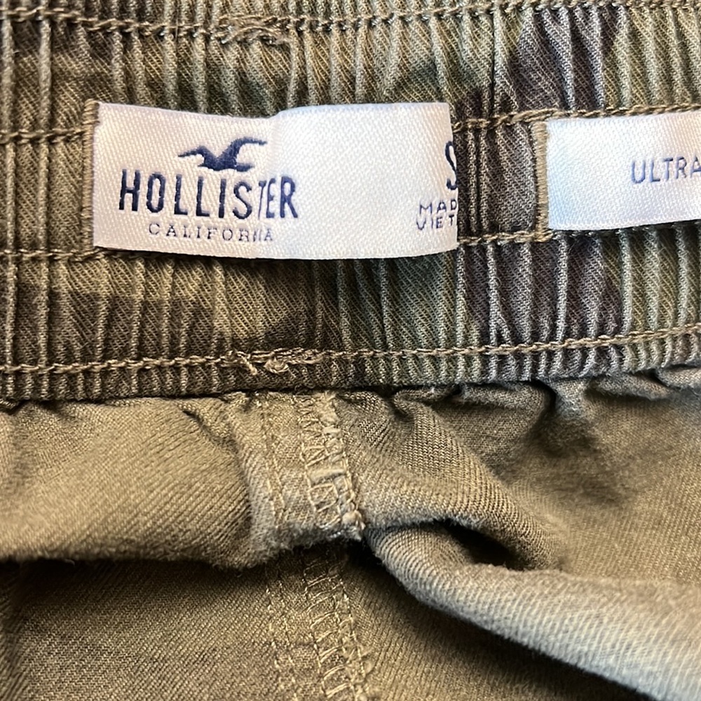 Hollister Women’s Ultra High- Rise pants - Picture 7 of 8